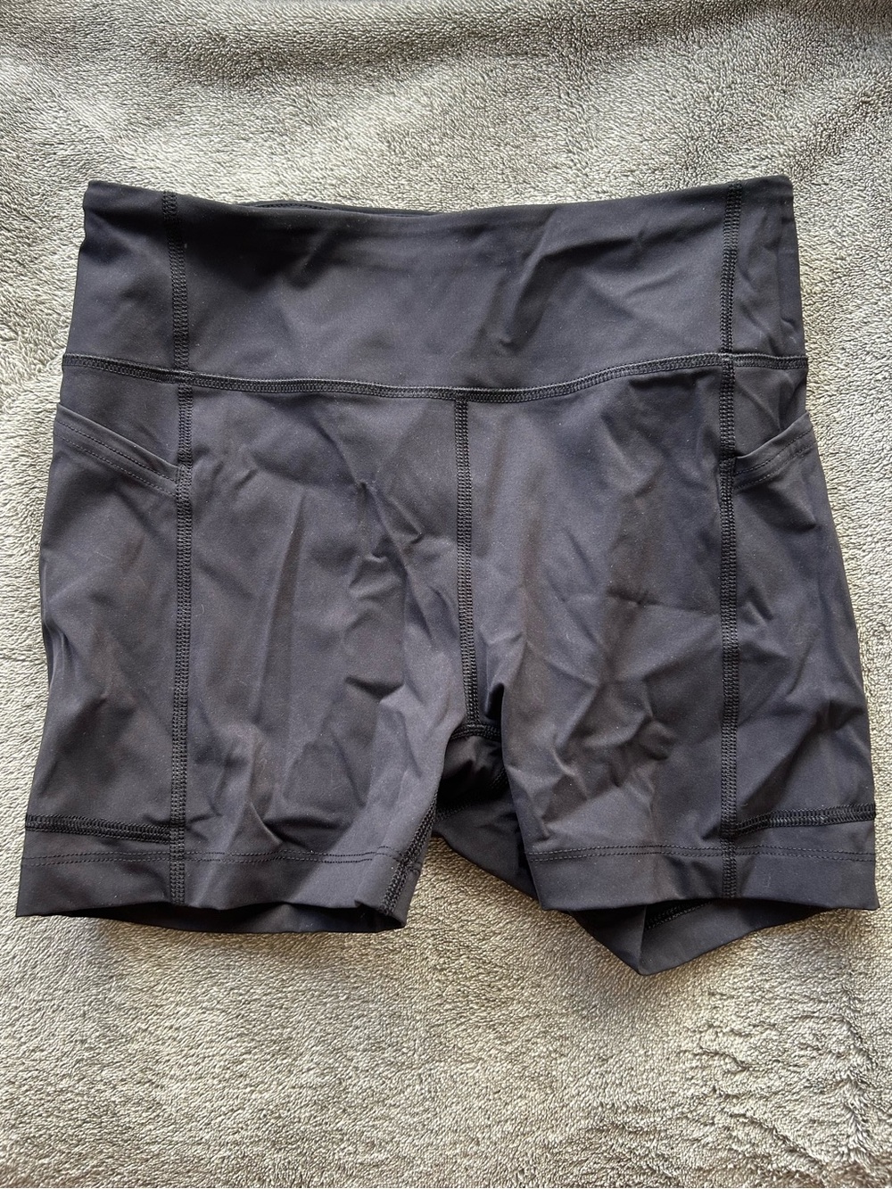 Outdoor Voices SuperForm 3.5” Short - Black Size Small